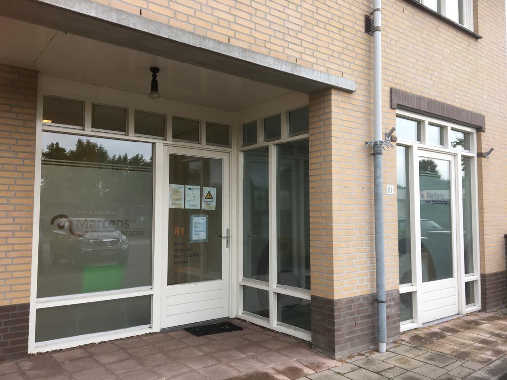 Martens Fysiotherapie praktijkingang Nieuw-Bergen